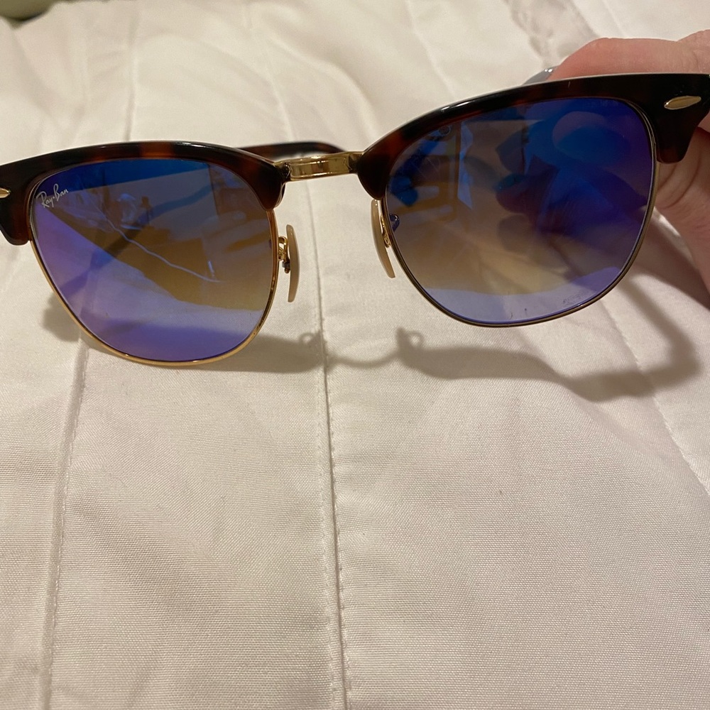 Ray-Bans Clubmaster - Picture 5 of 6